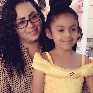 Meet your Posher, Estrella